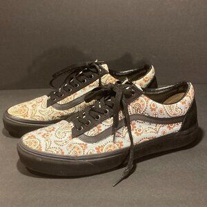 Vans Shoes Vans Star Off The Wall Sneakers Beautiful RARE Design 9.5 NEW